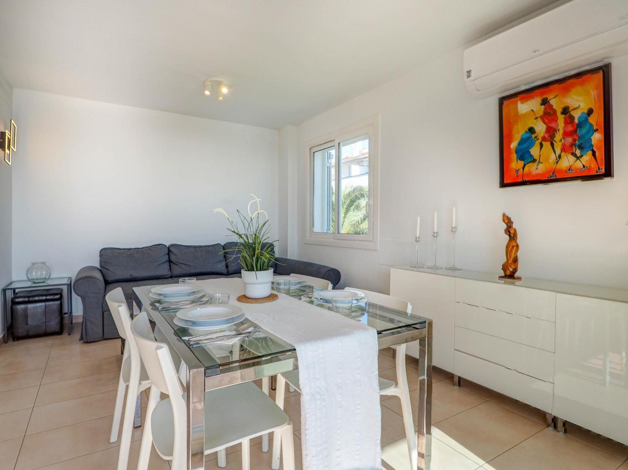 Balmins White By Hello Homes Sitges Exterior photo